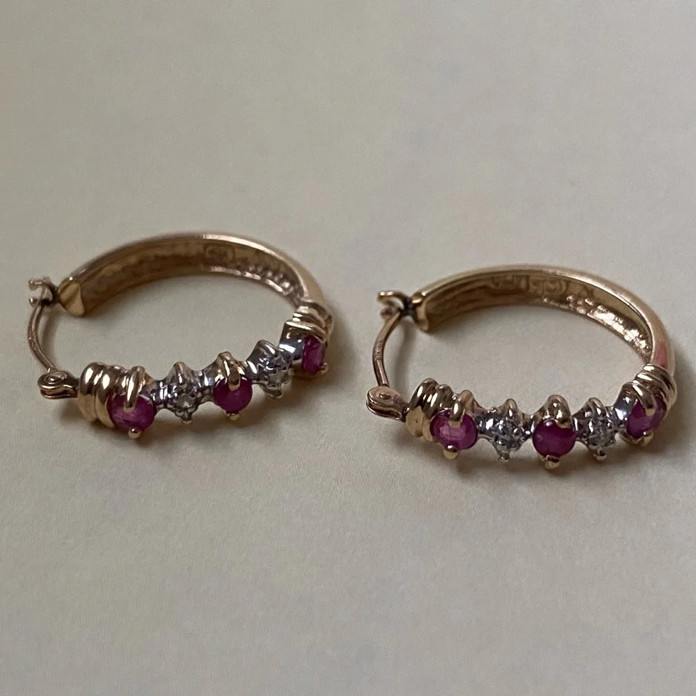 Exquisite Solid 10K Gold 2~Tiny Natural Diamonds & 3pink gemstones Hoop Earrings - Picture 4 of 9